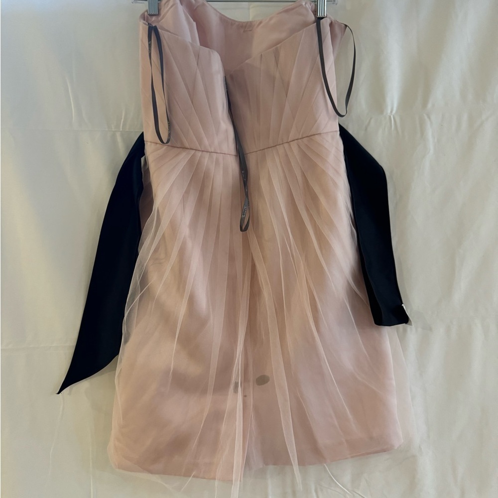 White by Vera Wang Blush Fabric - Picture 2 of 4